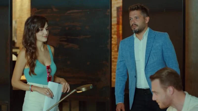 Кадры из сериала Постучись в мою дверь (2020)