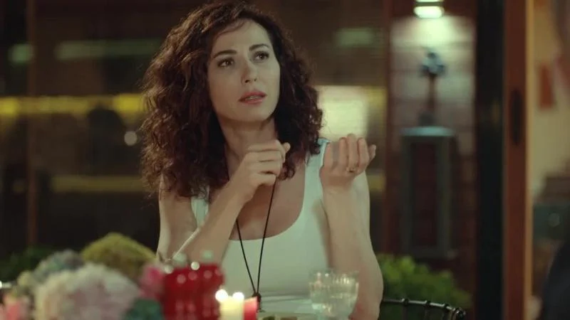 Кадры из сериала Постучись в мою дверь (2020)