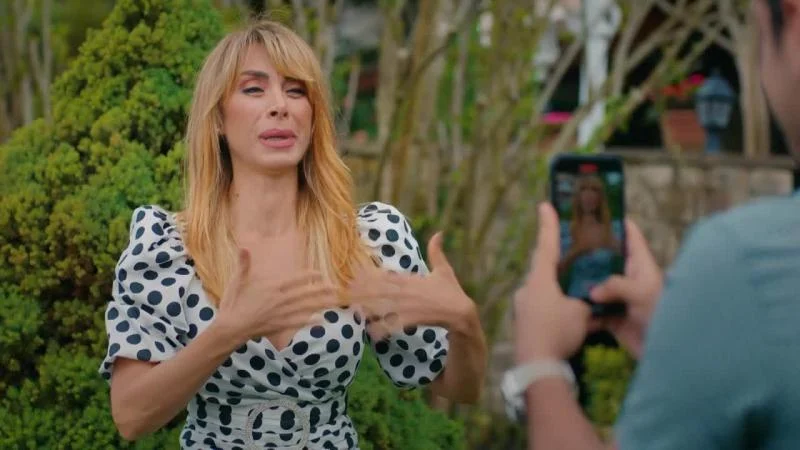 Кадры из сериала Постучись в мою дверь (2020)
